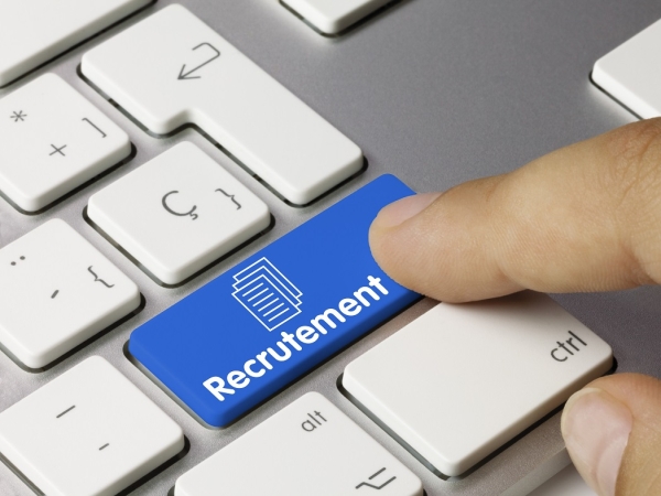 Enquête Capital Recrutement Cadres 2022 : 700 postes offerts par La Poste Groupe